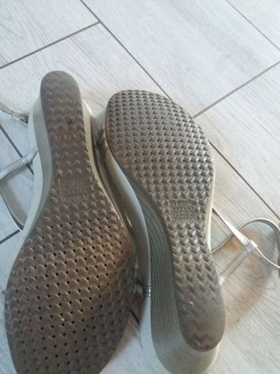 Sandały geox 37 koturna