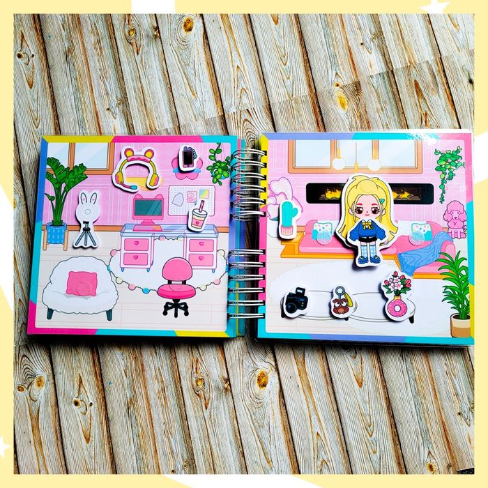 Książka na rzepy Toca Boka domek koleżanek FRIENDS. Lamibook