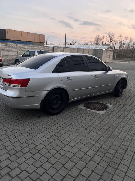 Hyundai Sonata NF 2.4 автомат