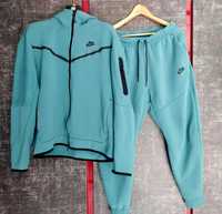 Dres Nike Tech Fleece Rozm. L