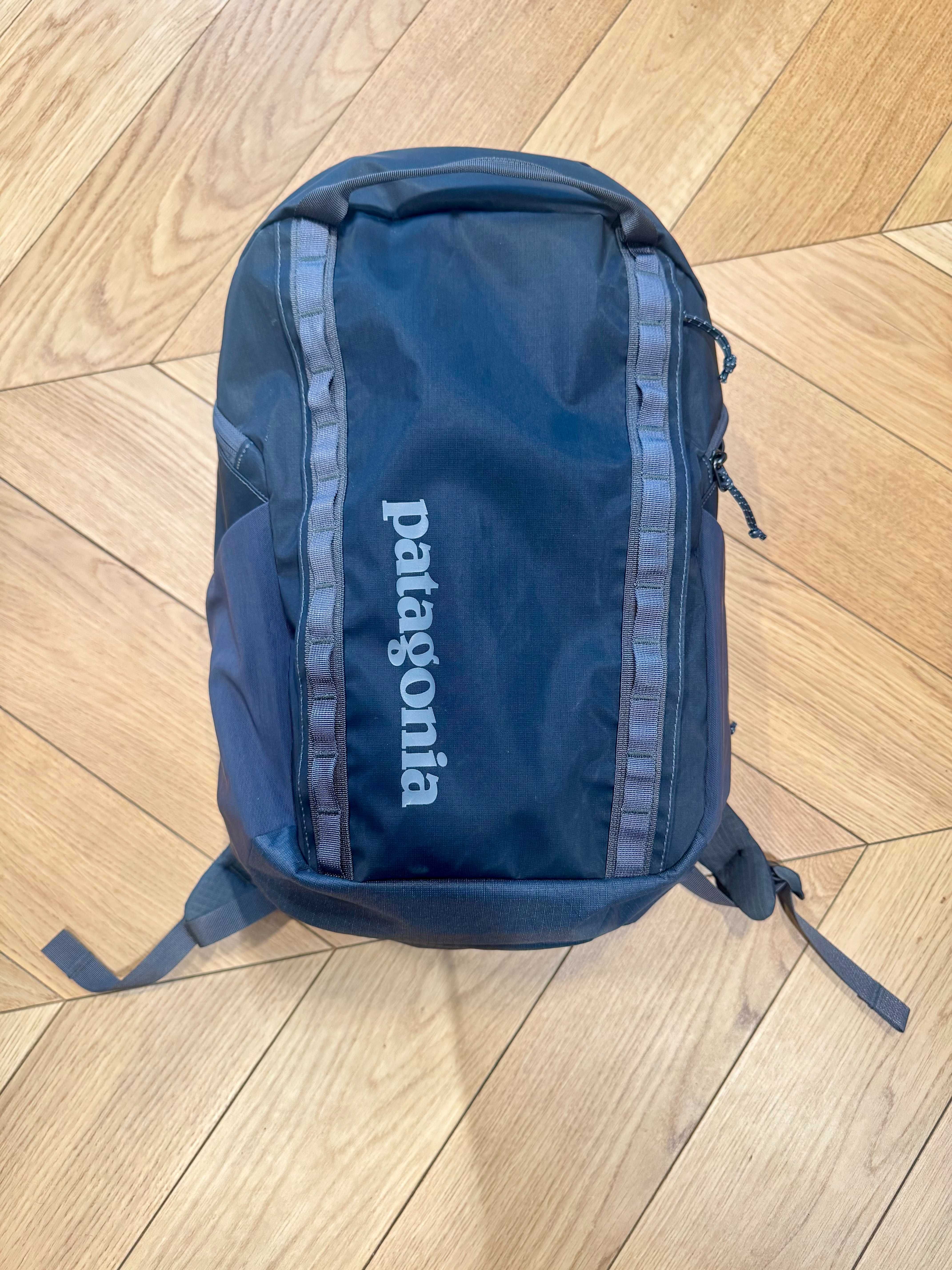 PATAGONIA Plecak Black Hole Pack 32L