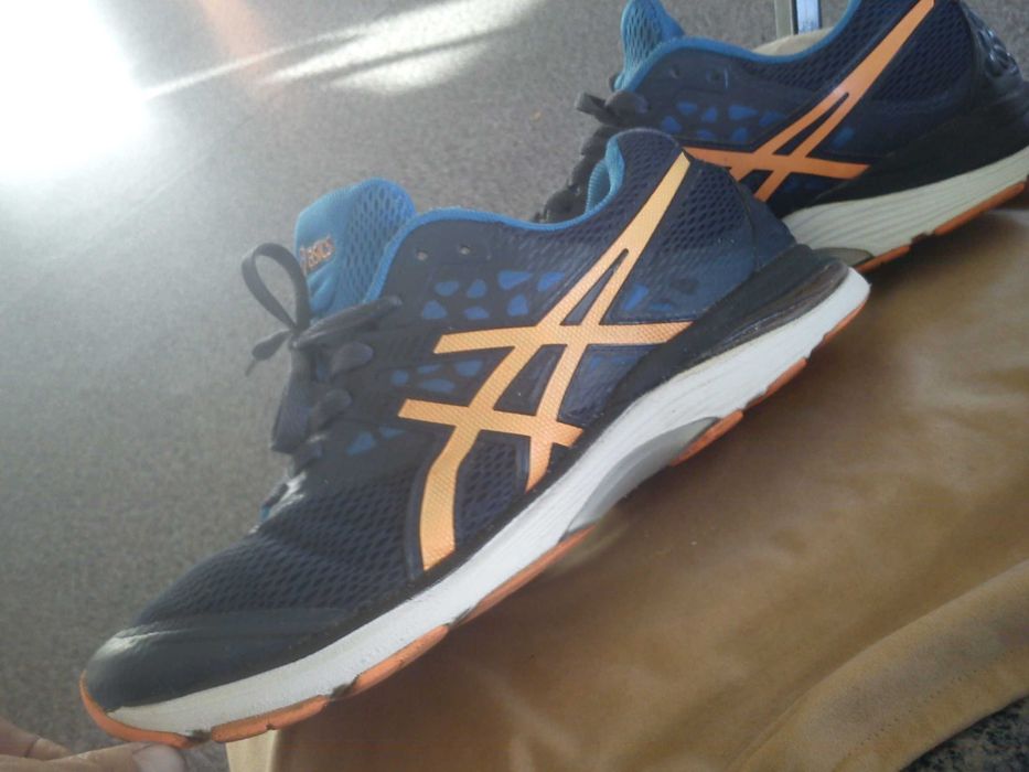 asics 45/28 granatowe z pomarańczowym super stan running