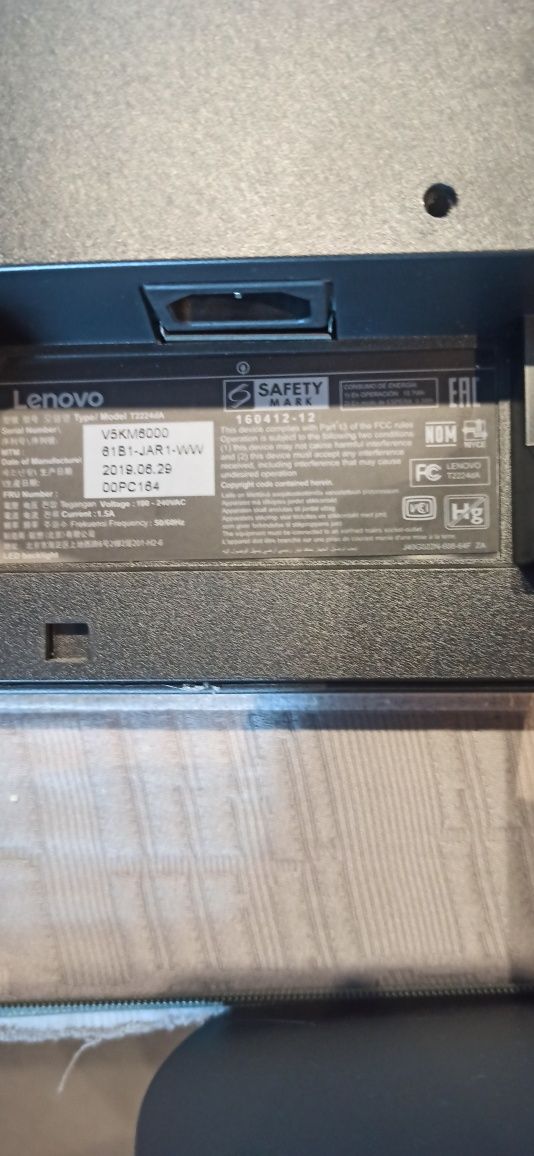 Monitor lenovo 24"