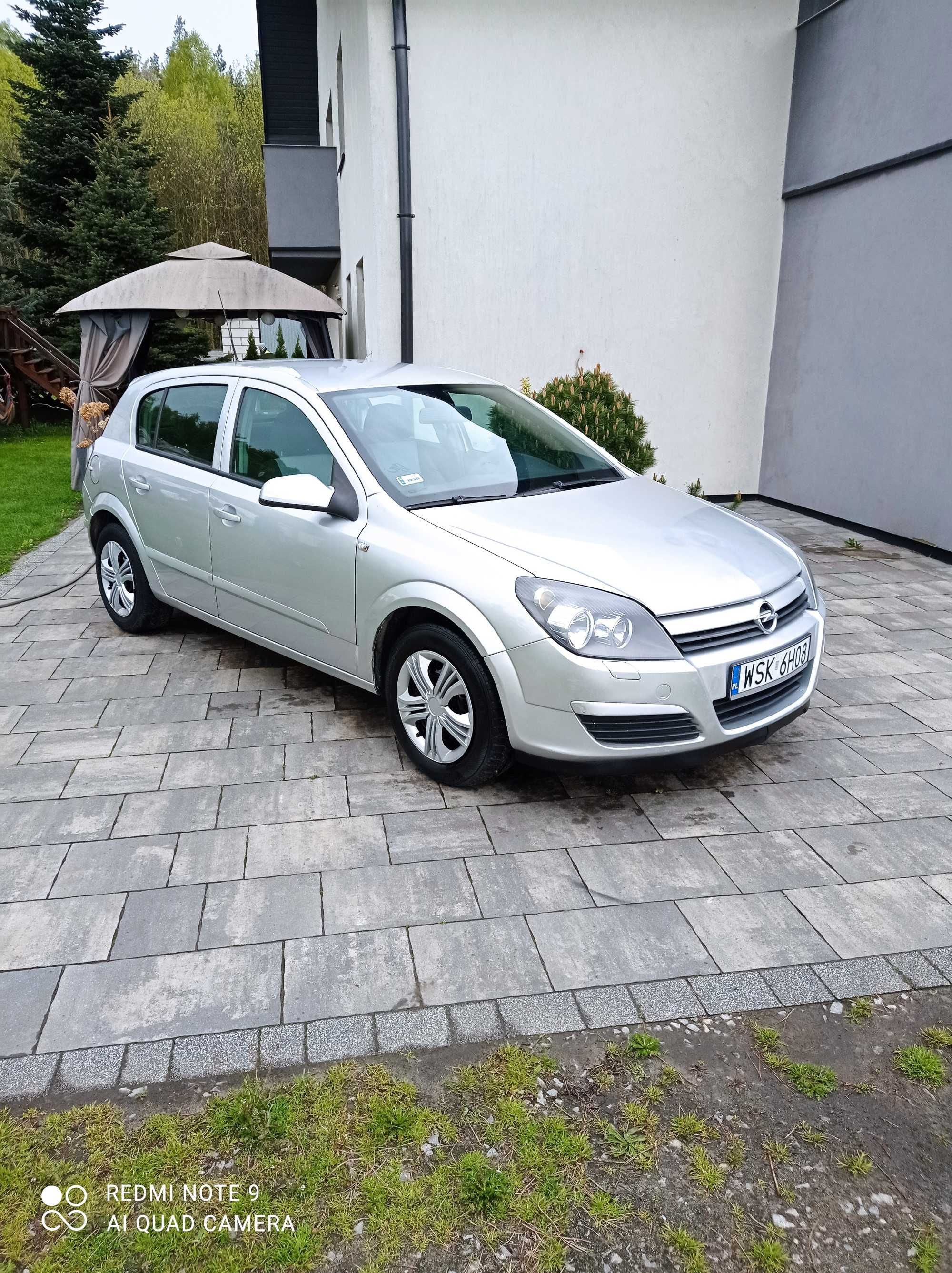 Sprzedam ładnego Opla Astrę H 1.7d hatchback