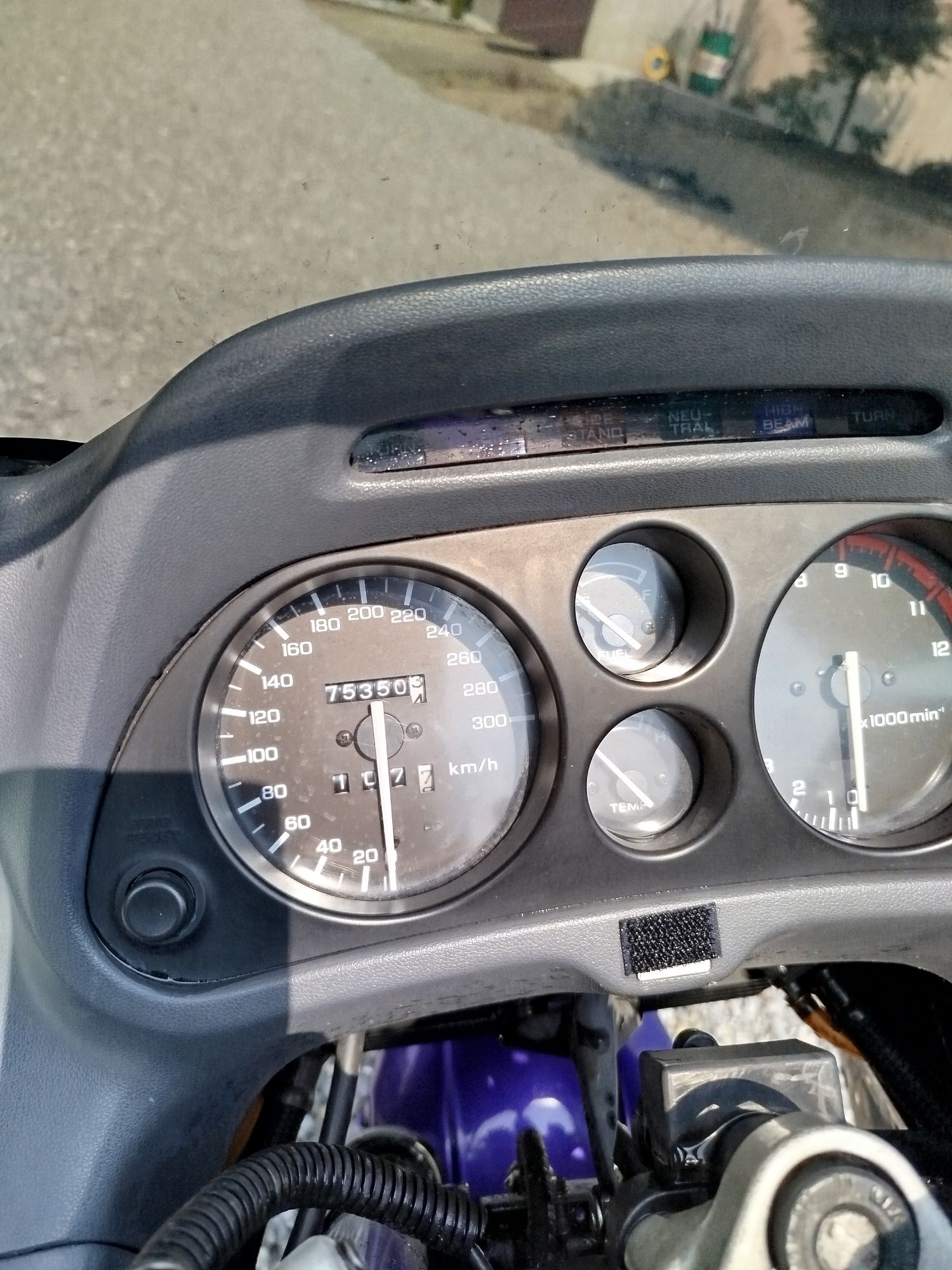 Sprzedam CBR 1000f dual SC24