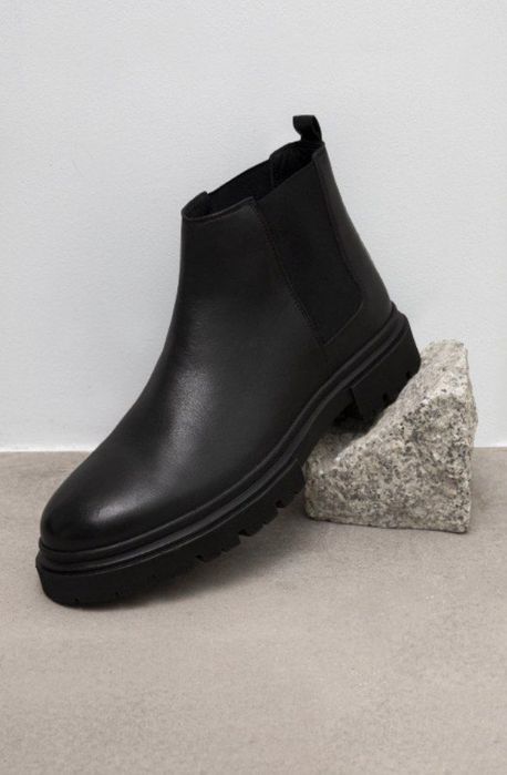 Унісекс шкіряні туфлі Medicine 42 розмір