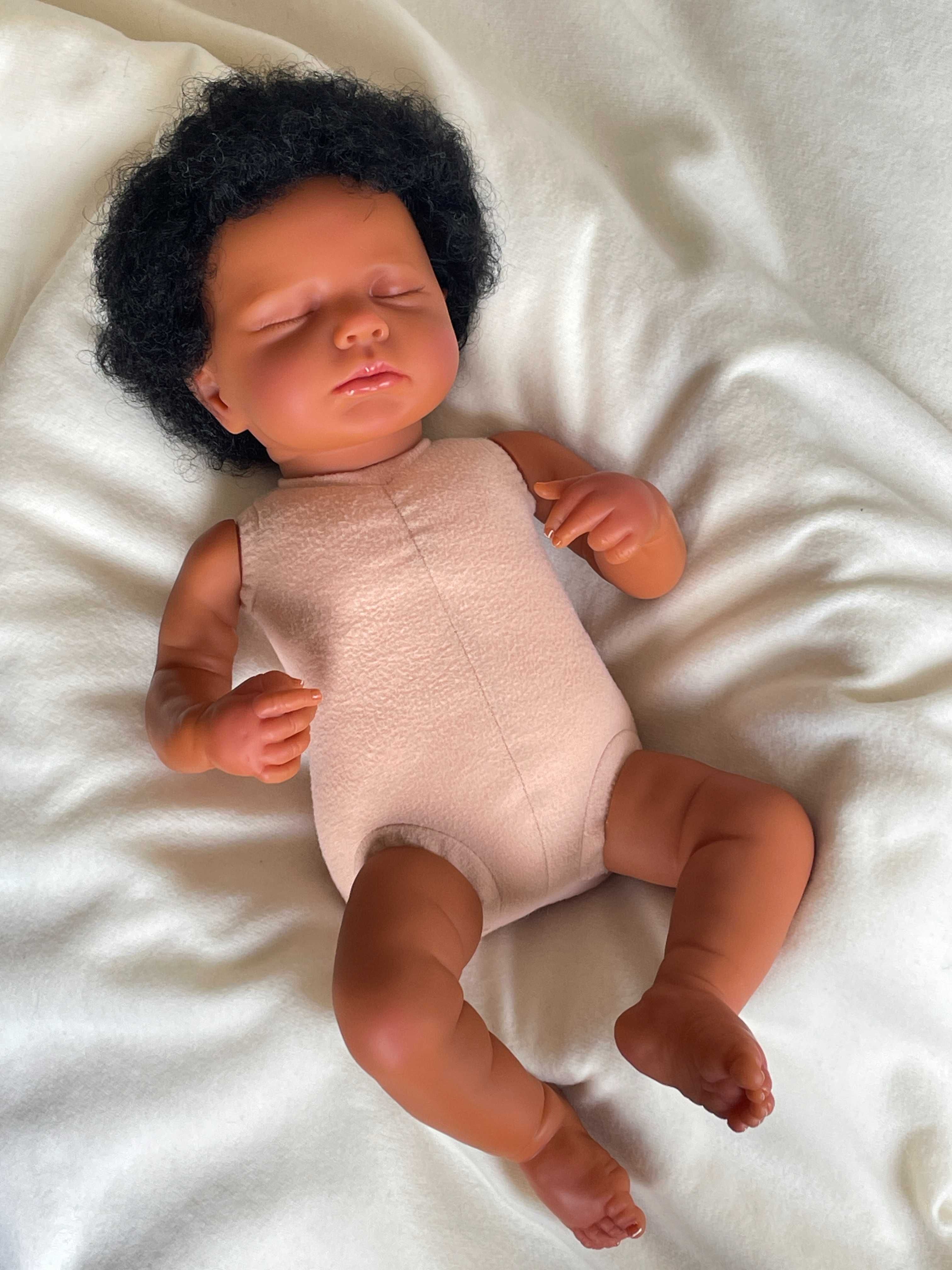 Boneca bebé reborn realista e bonita 45cms 1Kg