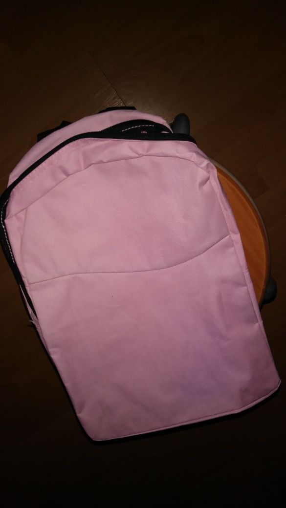 Plecak różowy lekki