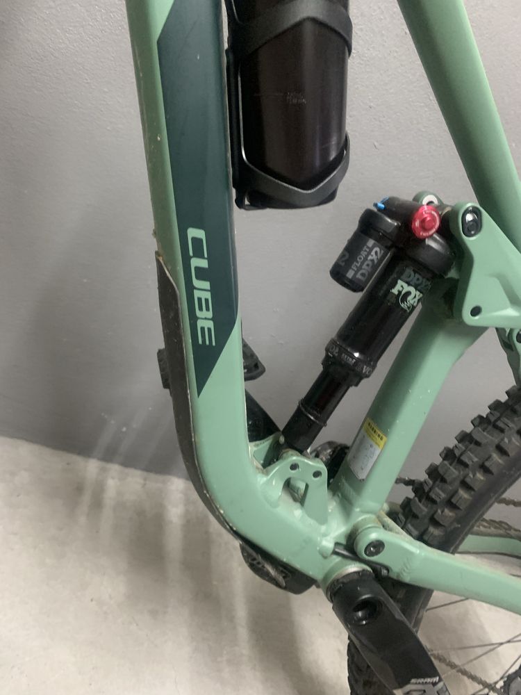 Bicicleta Cube Enduro