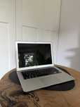 Laptop Apple Macbook air mid 2013 (1466) z nową baterią i ladowarką
