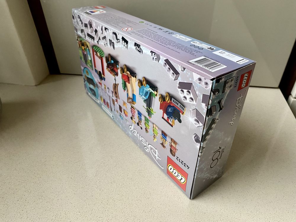 Lego 43212 Disney Pociąg Pełen Zabawy