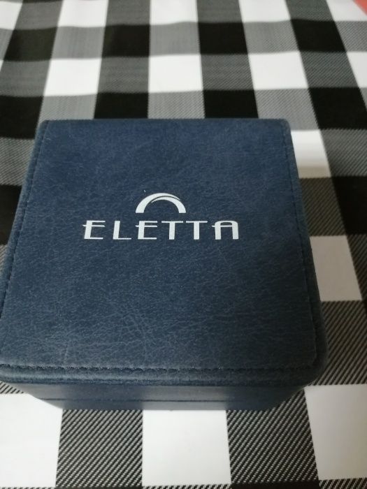 Eletta watch analog