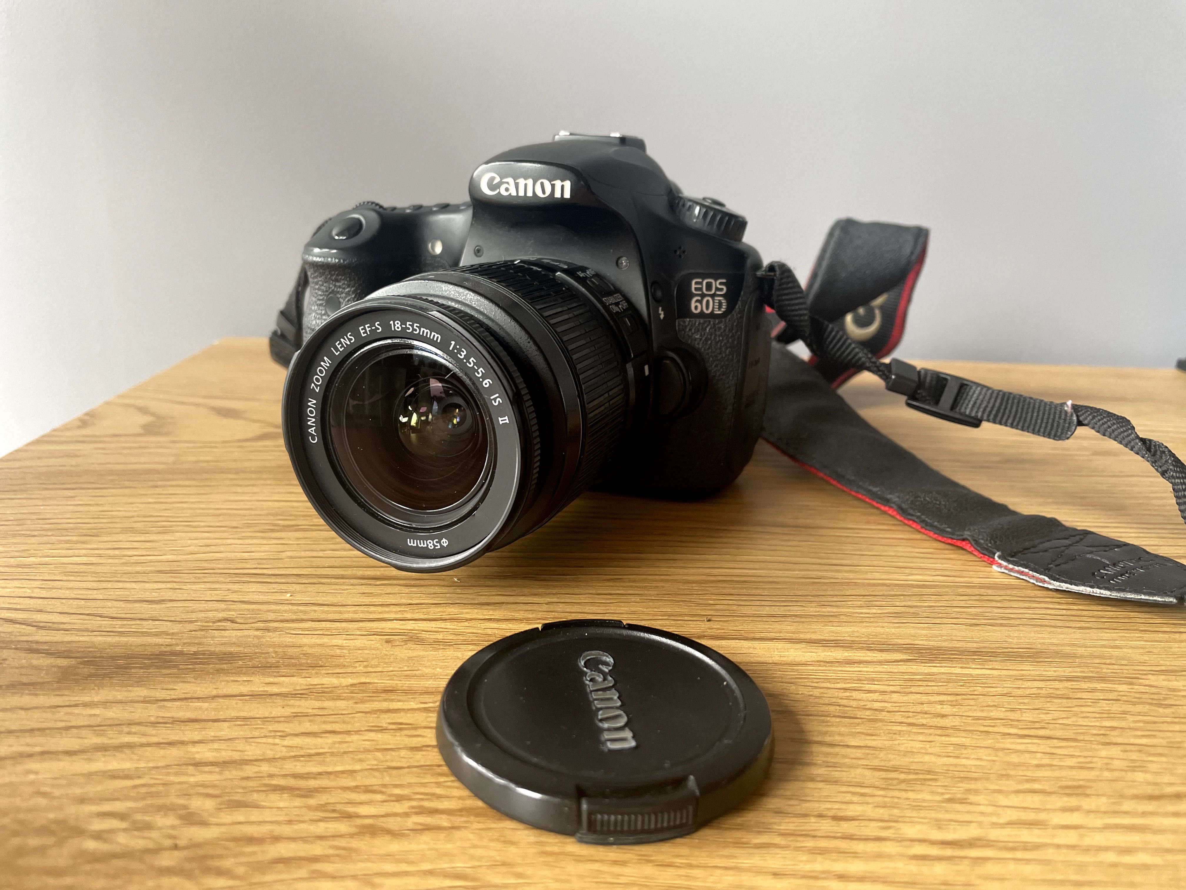 Canon EOS 60D z obiektywem FE 18mm–50 mm, f.3.5–5.6