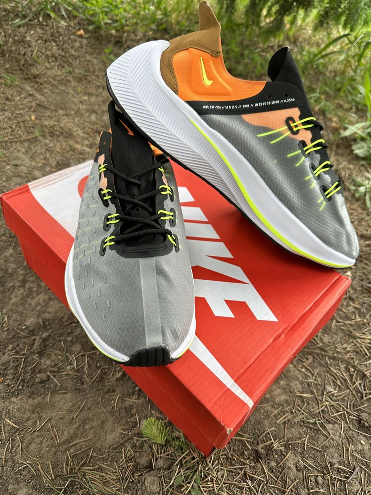 Кросівки Nike React p.42-43 , 27,5 нові