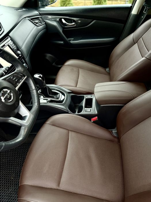 Автомобіль NIssan Rogue Продаж