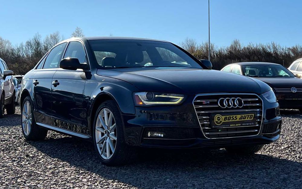 Audi A4 2014 рік