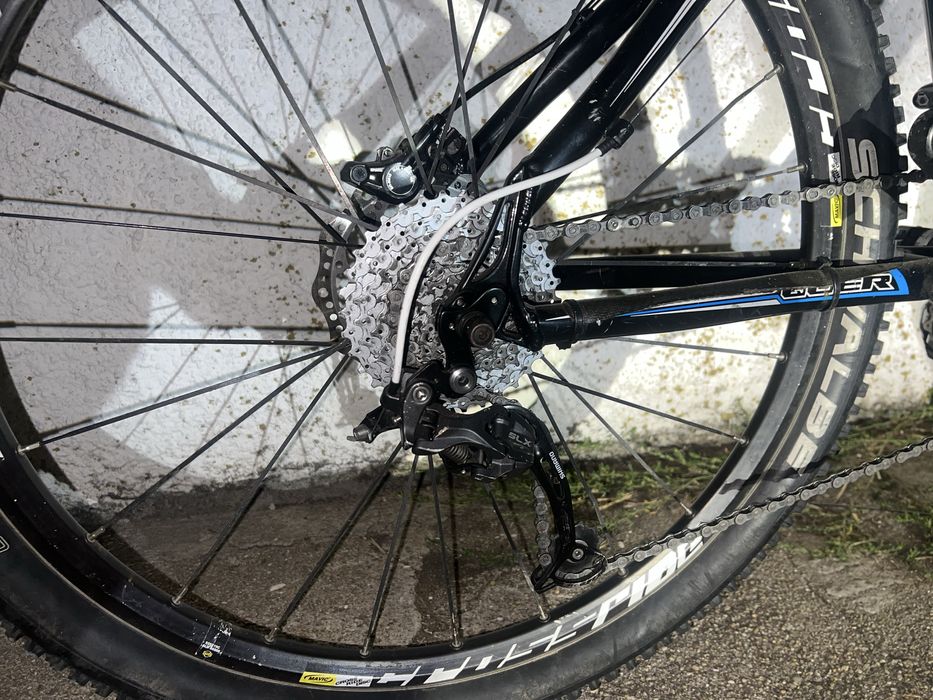 Bicicleta BTT RockShox (Preço apenas fim de semana + capacete oferta)