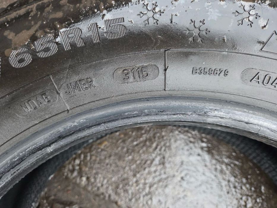 Шини зимові 195/65/r15, Dunlop Winter Response 2