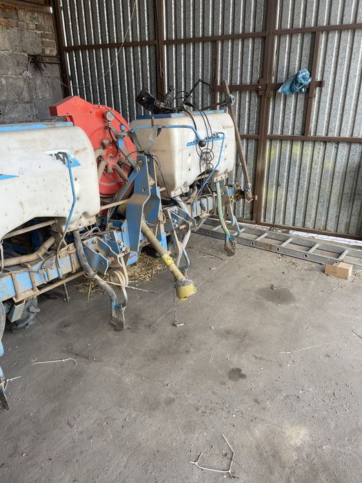 Siewnik Monosem 4 podsiewacz