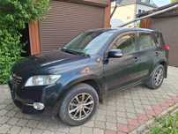 Продам Toyota  RAF 4