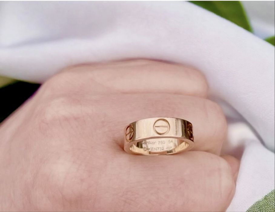 Золота обручка,каблучка в стилі Cartier Love,8 грам,750 про,17.2 р