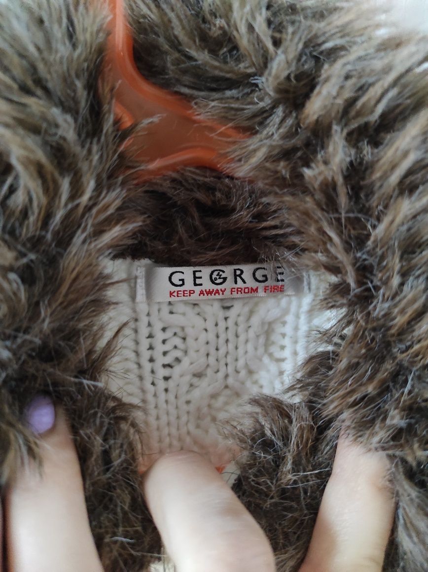 Ciepły sweterek George
