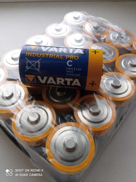 Батарейка Varta  C Alkaline