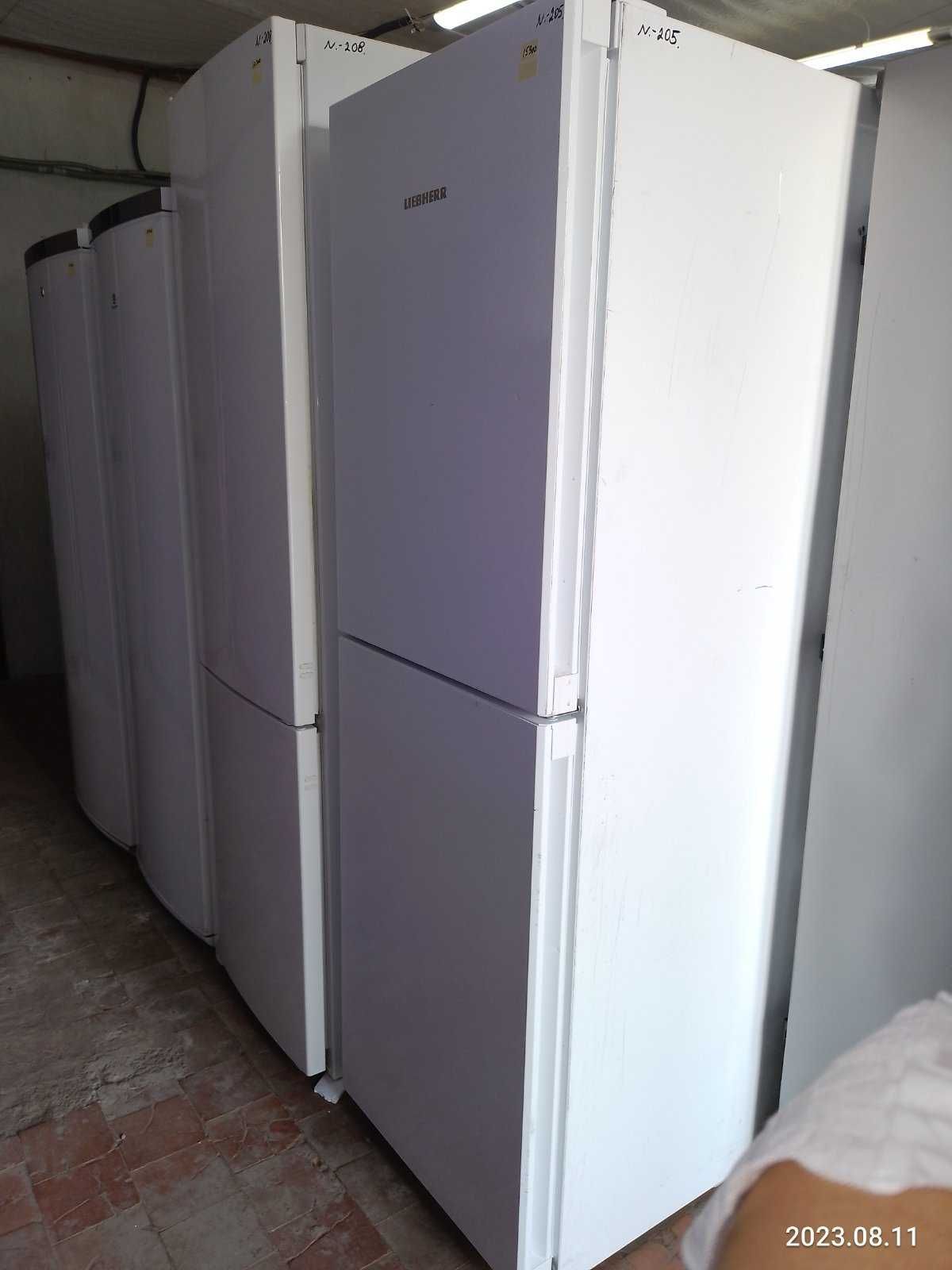 Холодильник Liebherr CN 4213, белый, 186.1см, On/Off, авторазморозка