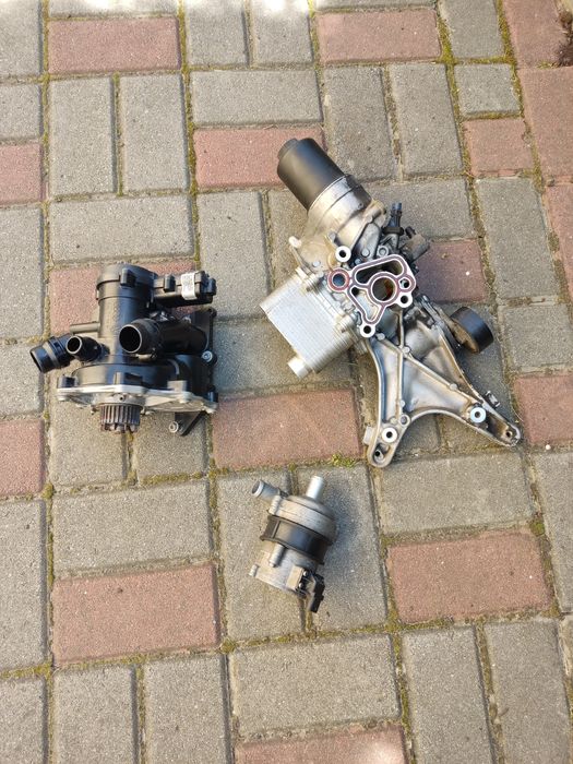 Audi 2.0 tfsi a4.a5.a6.Q3.Q5 06L903143D Кріплення генератора