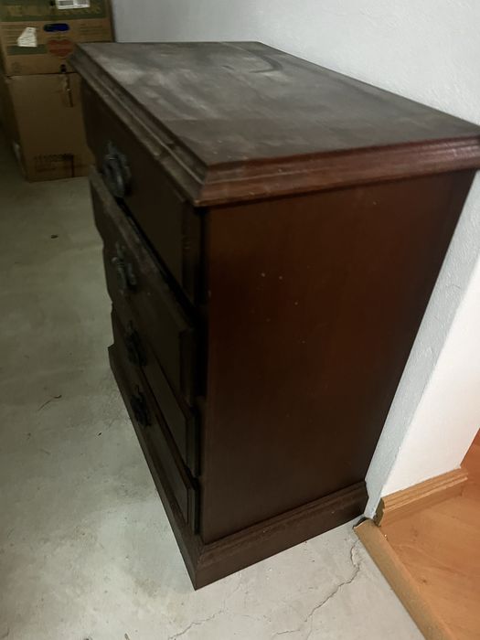Mesinha de cabeceira