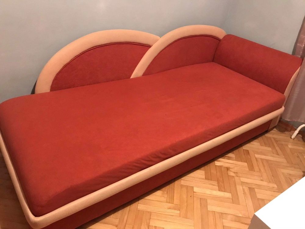 Łóżko młodzieżowe jednoosobowe