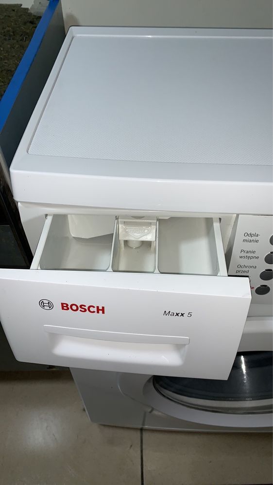 Пральна машина Bosch з Німеччини. Малогабаритна 40см