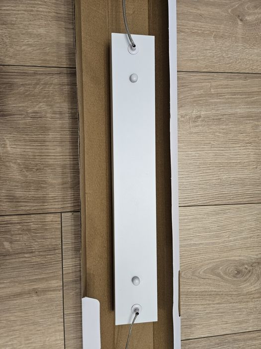 Biała aluminiowa lampa wisząca Sklum Wilen - obita