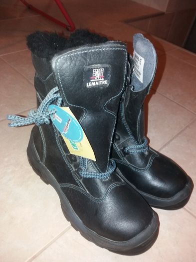 Buty zimowe robocze rozm. 40