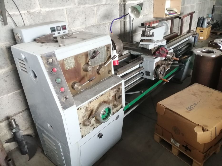 Tokarka uniwersalna tug 40x1500