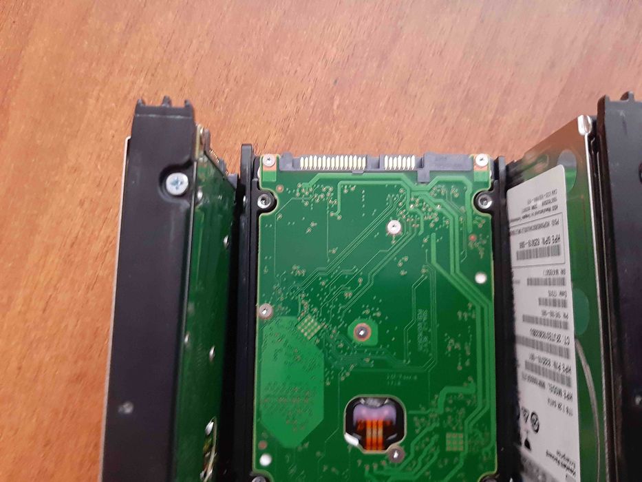 Жорсткий диск HP 1TB 6G SATA 7.2K rpm SFF (MM1000GFJTE)