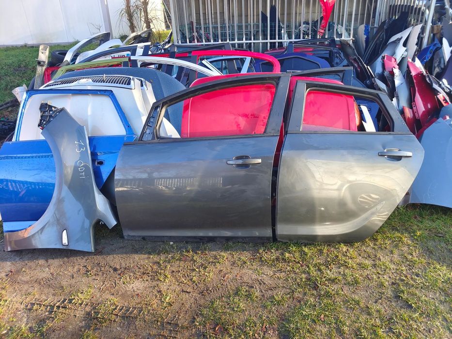 Opel Astra j drzwi tylne tył lewy lewe GAL