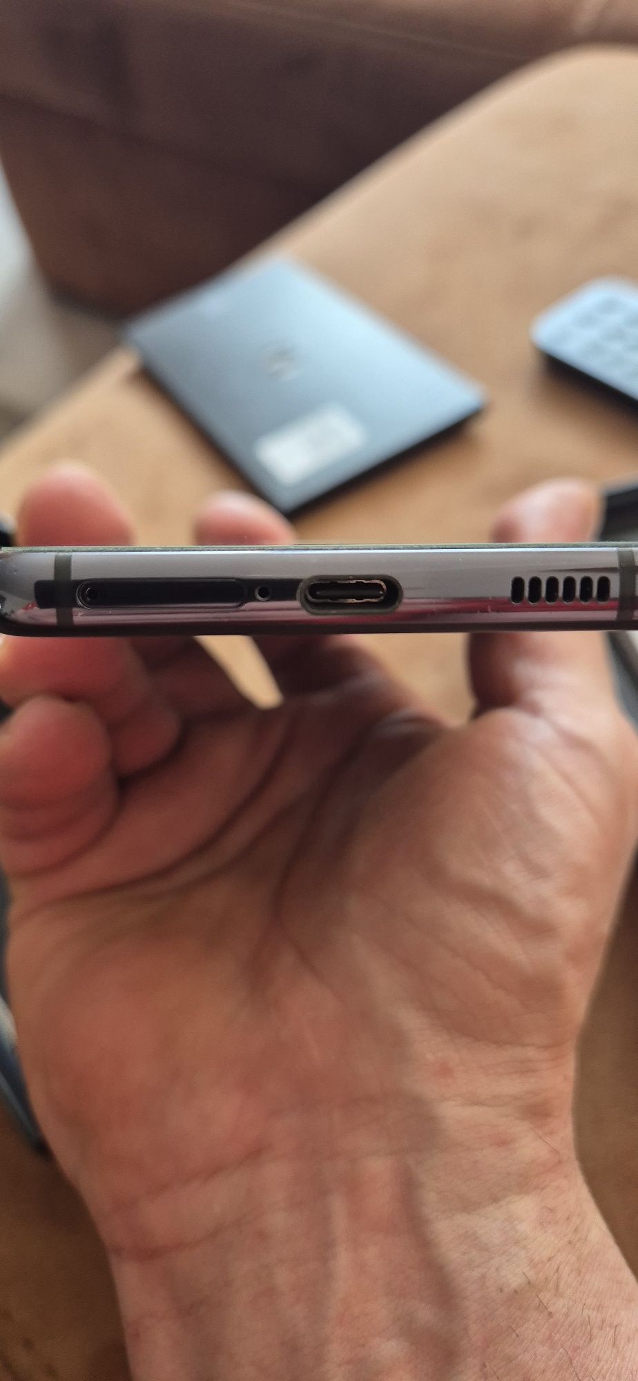 Sprzedam telefon samsung galaxy s21 5g wbardzo dobrym stanie