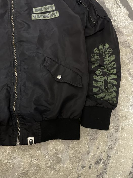 Бомбер a bathing ape x undefeated