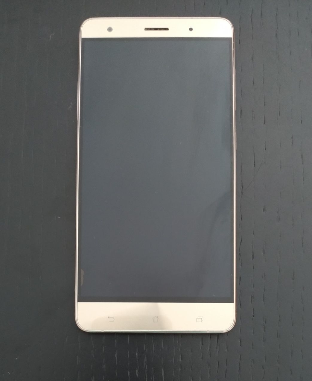 Zenfone 3 (ZS570Kl) 6gb avariado (ecrã)