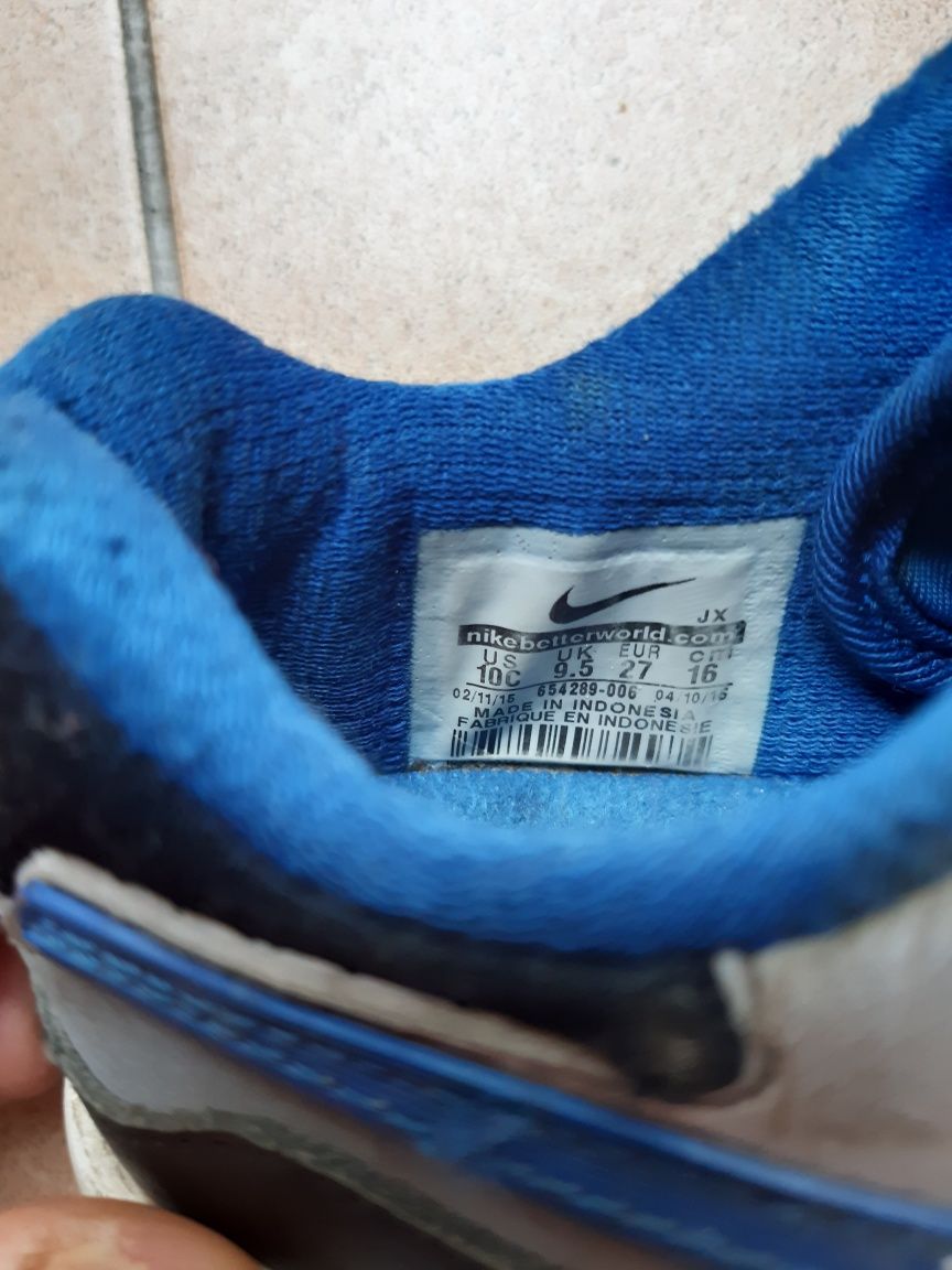 Sprzedam buty nike dla chłopca rozmiar 27