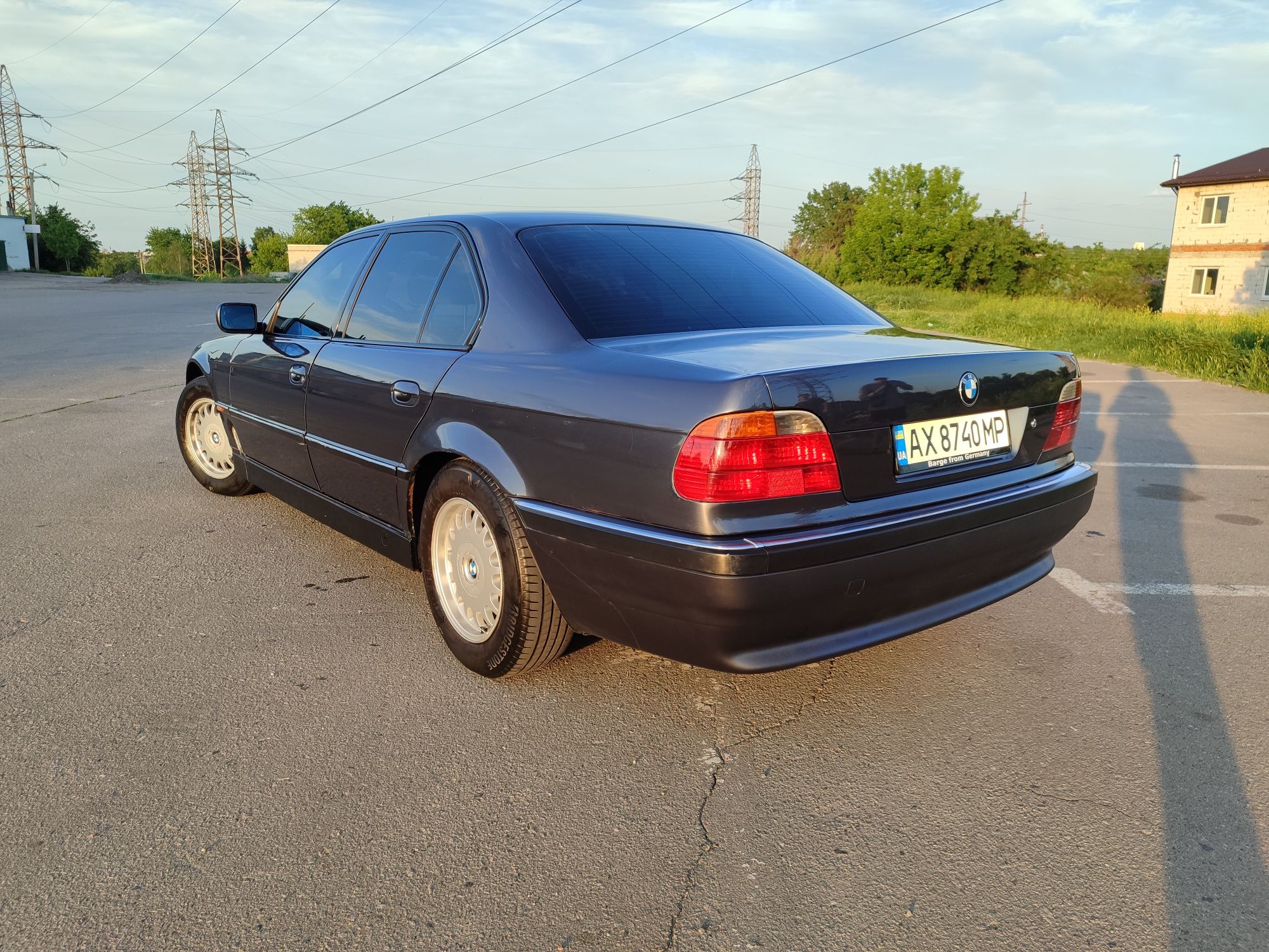 BMW E38 1996 2.8