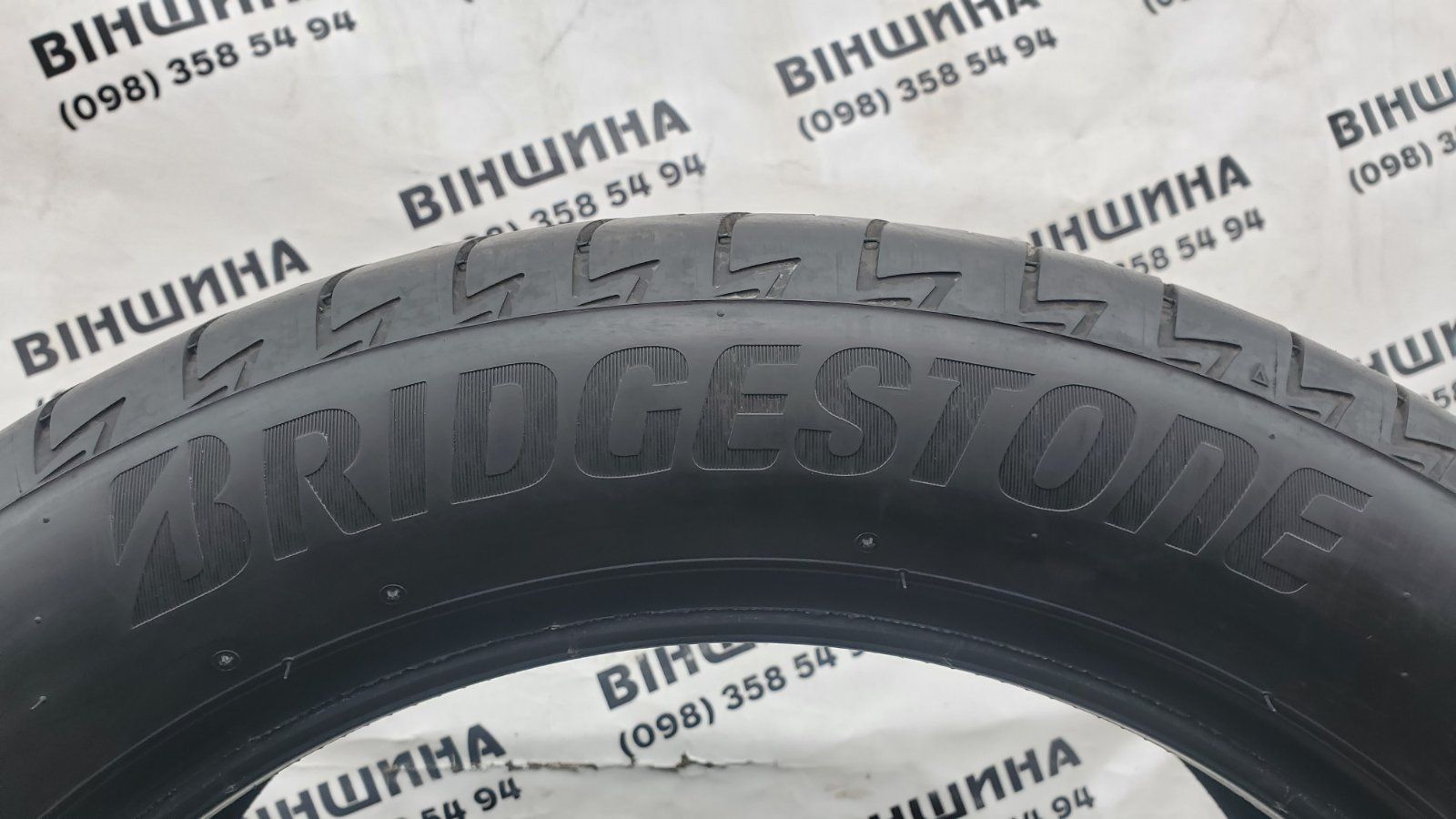 Шина 215/55 R 18 Bridgestone Turanza T005 A. Одне колесо. Розпаровка.