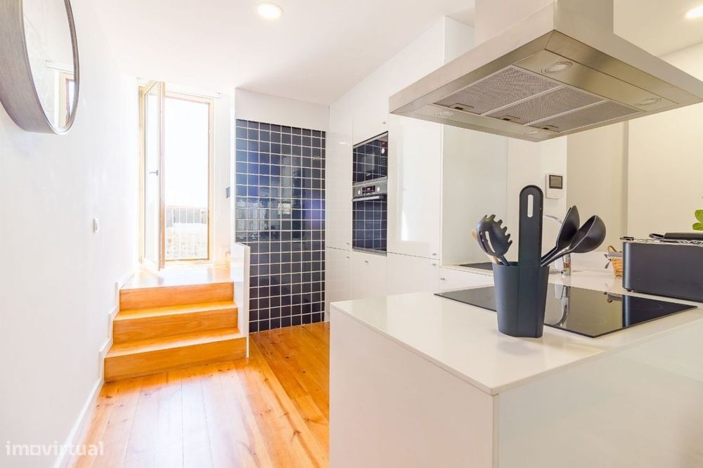 Excelente Apartamento T2 Duplex   no Porto Campanhã  -Padre...