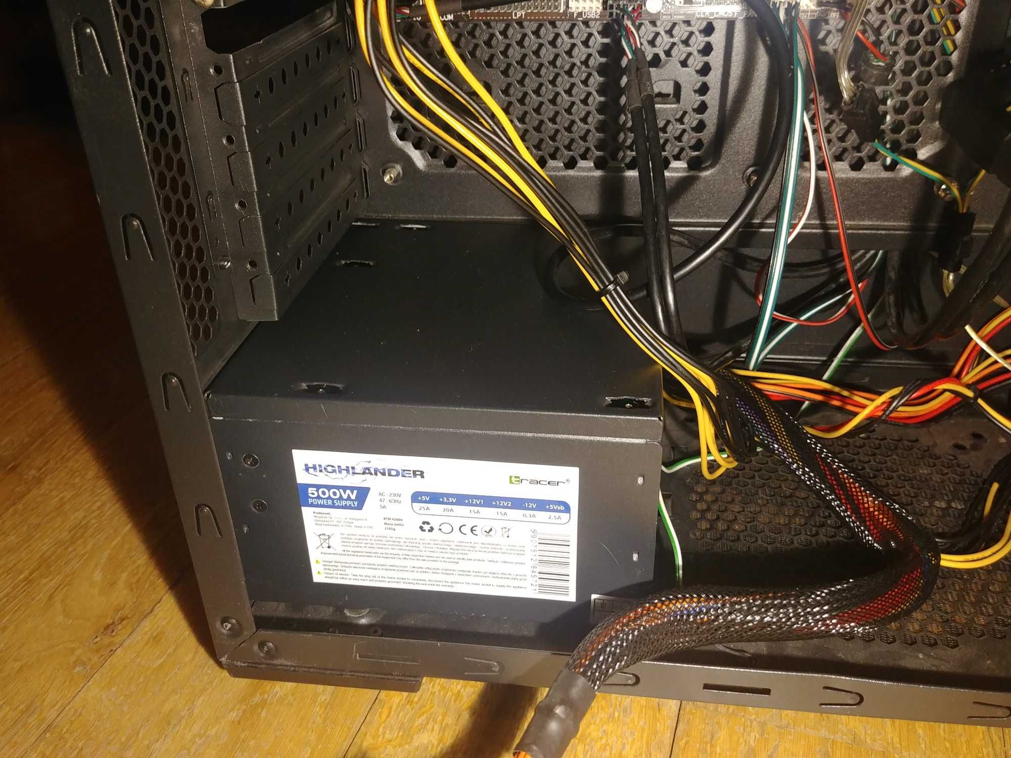 Komputer Gigabyte GA-B85M ds3h + I5 4460 + 12GB RAM + Zasilacz + Dysk