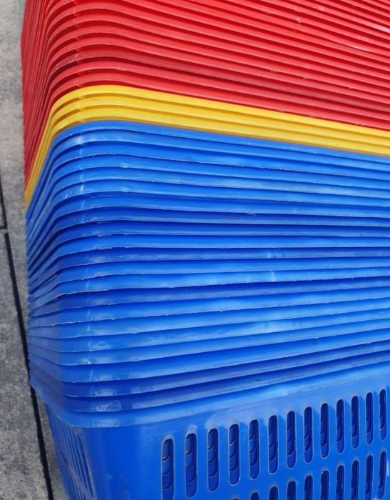 Koszyczki plastikowe różne kolory