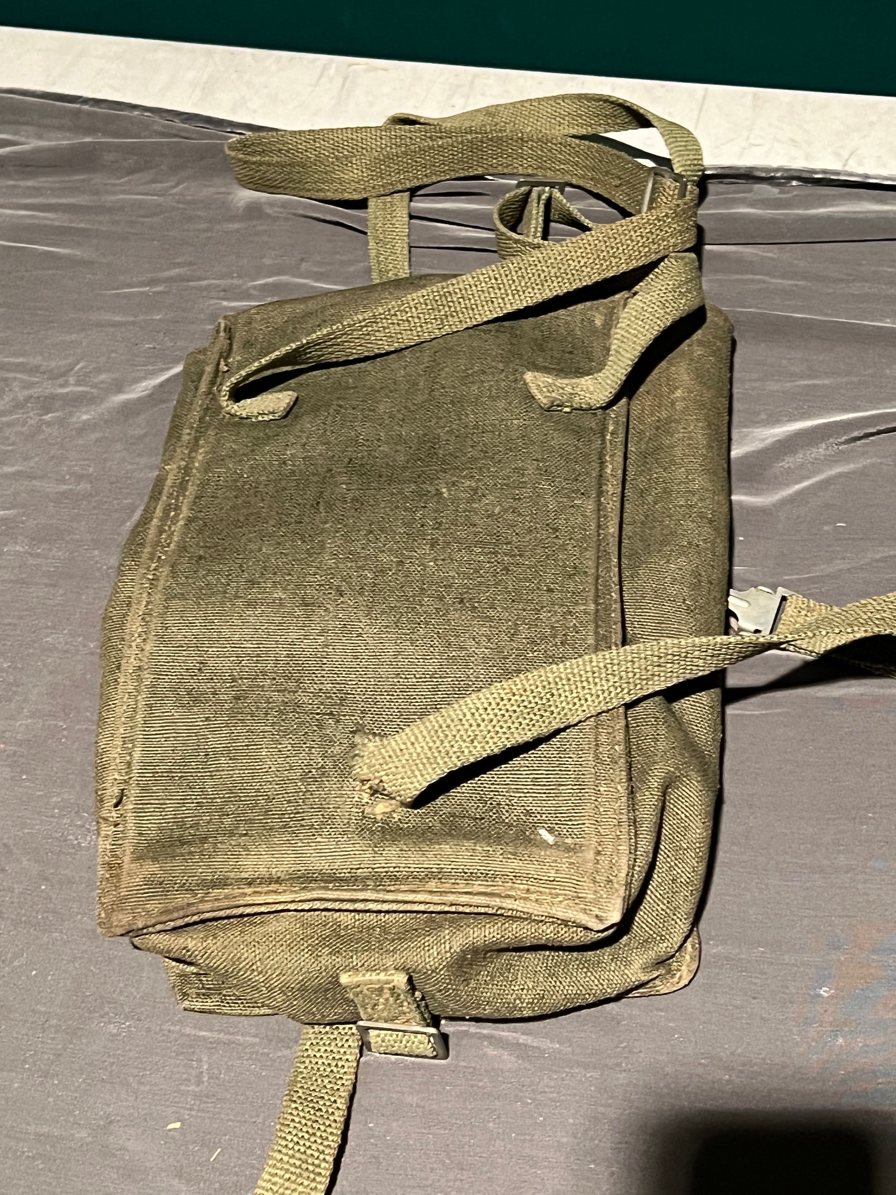 Stara torba wojskowa