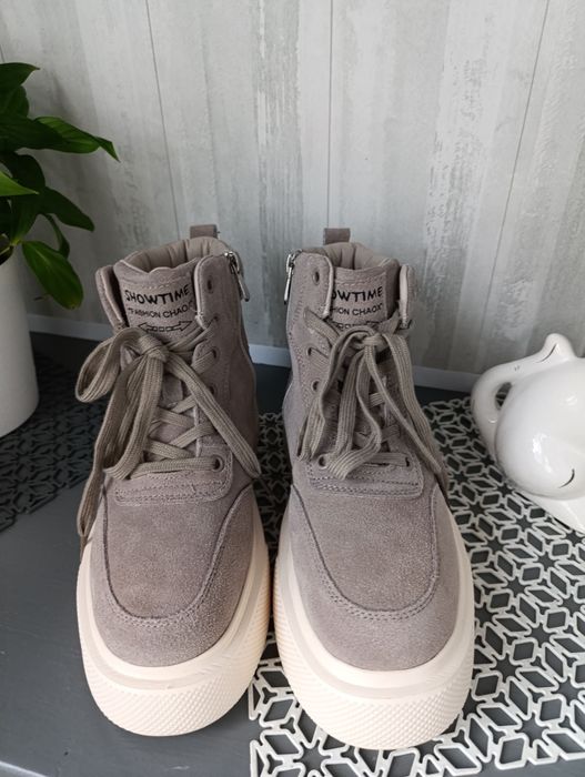 Ботінки жіночі зимові