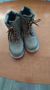 демисезонные ботинки на боковой молнии и шнурках для мальчика р-р 33