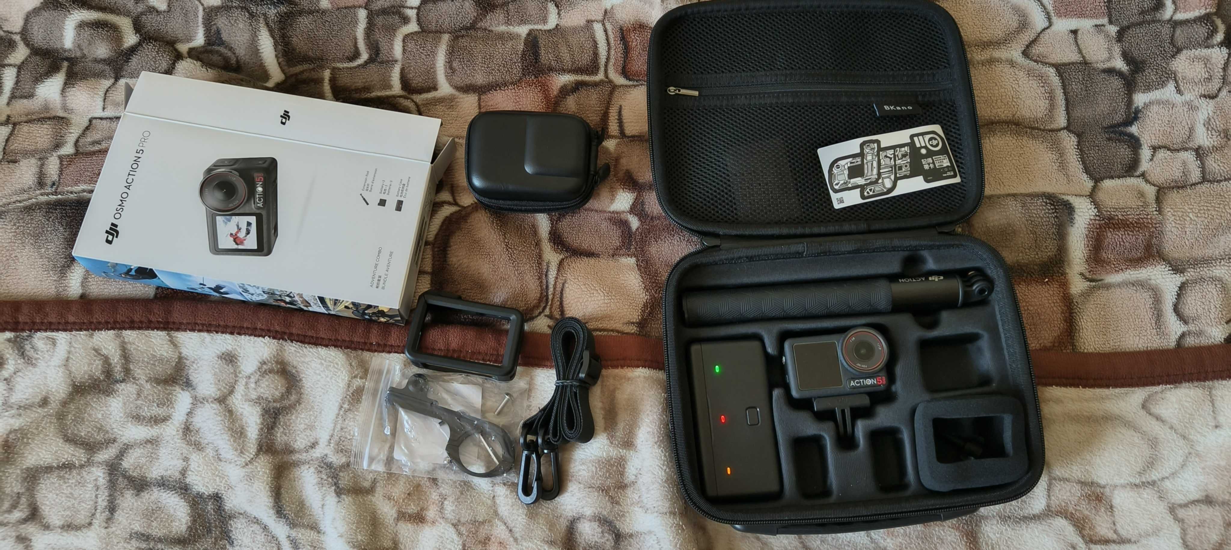 DJI osmo action 5 Adventure Combo